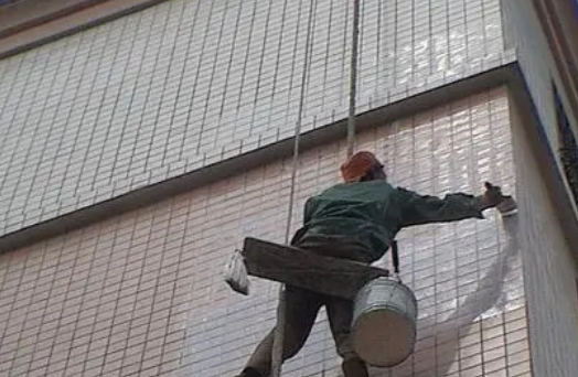 鞍山市卫生间漏水维修公司分享下鞍山市外墙防水的必要性。