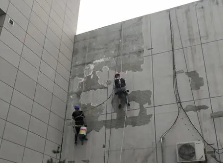 鞍山市楼顶漏水维修公司分享下鞍山市外墙防水的注意事项